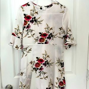 Beautiful white flowered midi dress